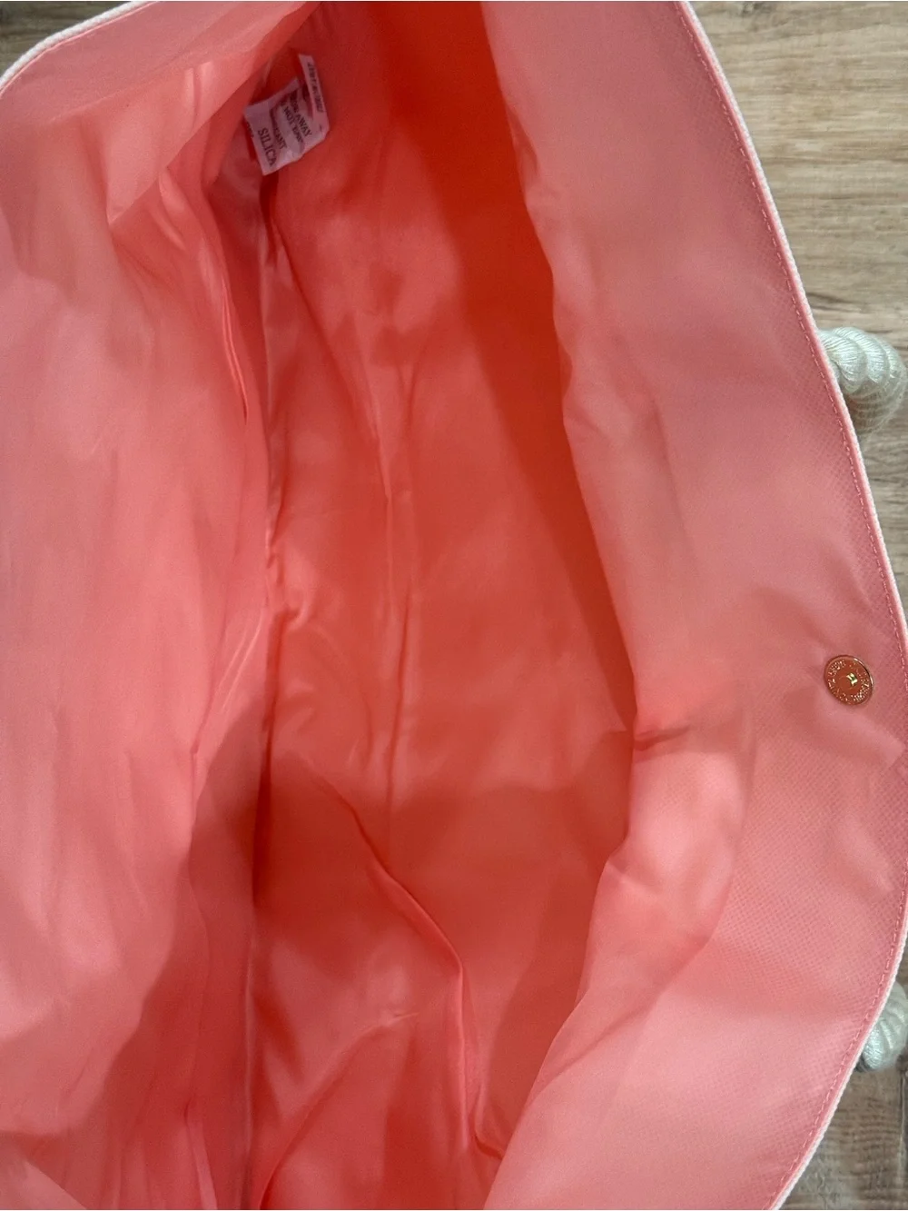 NEW Victoria’s Secret Peach Ombre Rope Handle Tote Bag